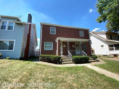 Main picture of 115 N Huron Ave