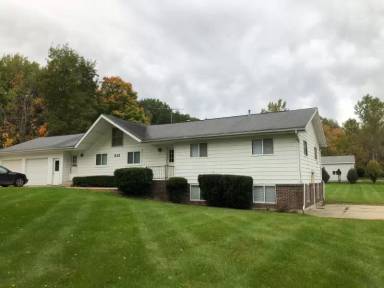 Main picture of 835 S Littlefield Rd