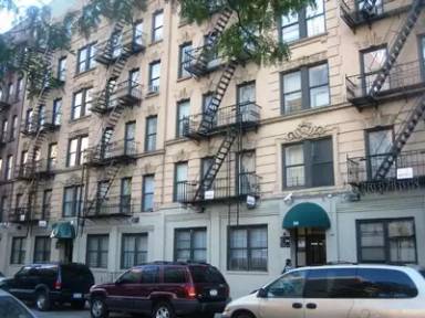 Main picture of 338 E 100th St