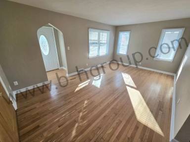 Main picture of 4114 Harding Rd