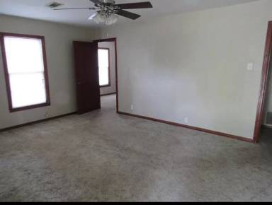 Main picture of 1519 S 35th St