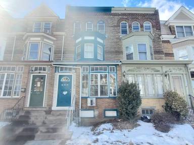 Main picture of 736 N 5th St