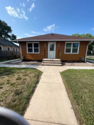 Main picture of 3304 43rd Ave N