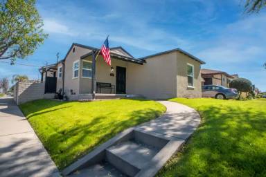 Main picture of 1600 La Golondrina Ave