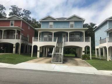 Main picture of 255 Benachi Ave