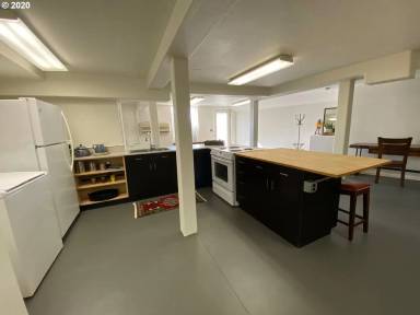 Main picture of 111 E Jewett Blvd