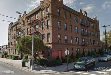 Main picture of 4729 197th St