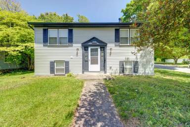 Main picture of 3714 Pinewood Ave