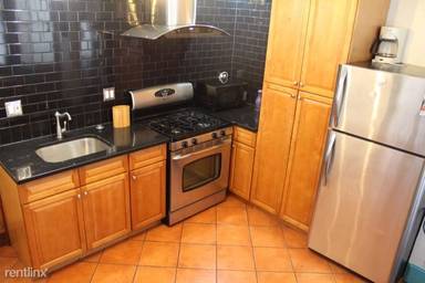 Main picture of 4220 Chestnut St