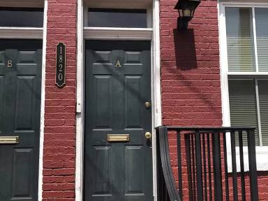 Main picture of 1820 W Cary St