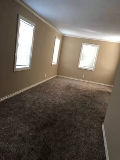 Main picture of 4445 Coyle St