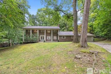 Main picture of 729 Thornwood Pl