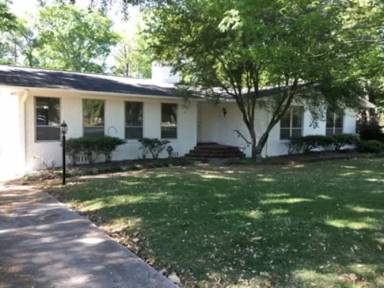 Main picture of 949 Beech Ln