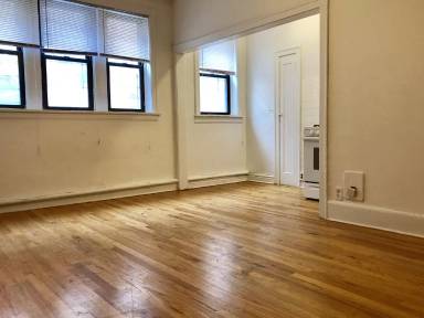 Main picture of 3812 N Pine Grove Ave