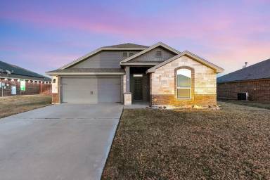 Main picture of 7002 Spirit of the West Dr