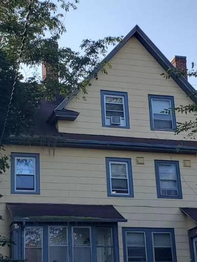 Main picture of 50 Church St