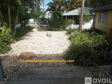 Main picture of 1029 Park Dr