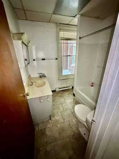 Main picture of 1016 S Hall St