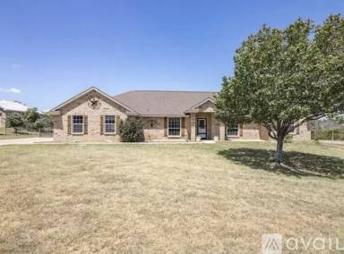 Main picture of 100 Pinnacle Cir