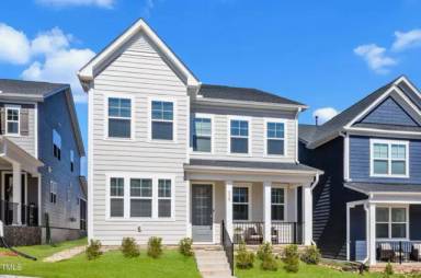 Main picture of 372 Natsam Woods Way