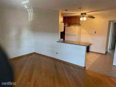 Main picture of 2330 N Harlem Ave