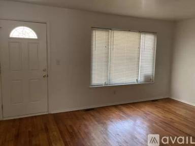 Main picture of 1568 Stratford Ct