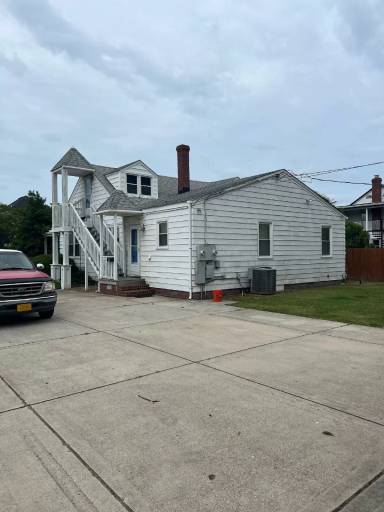 Main picture of 417 E Ocean View Ave
