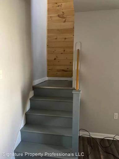 Main picture of 125 Walnut St