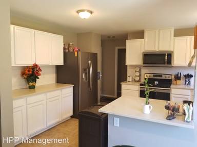 Main picture of 20119 15th Ave E