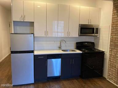 Main picture of 165 W 127th St