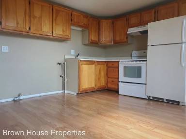 Main picture of 123 College Ave