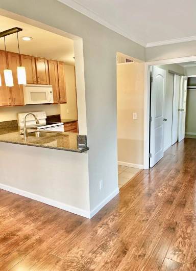 Main picture of 2398 Walters Way