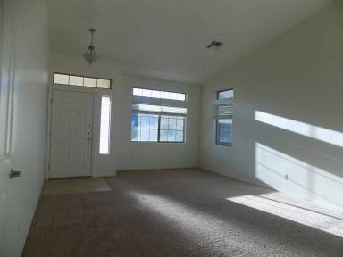 Main picture of 276 Garnet Garden St