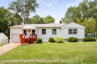 Main picture of 9551 Cantwell Dr