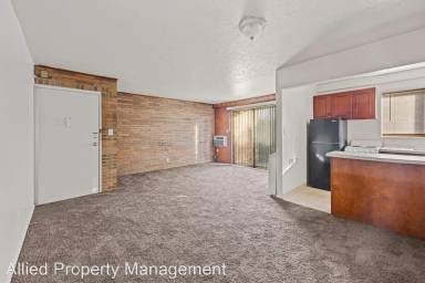 Main picture of Come live the good life here at Memorial Heights!