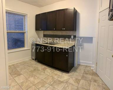 Main picture of 6343 N Magnolia Ave