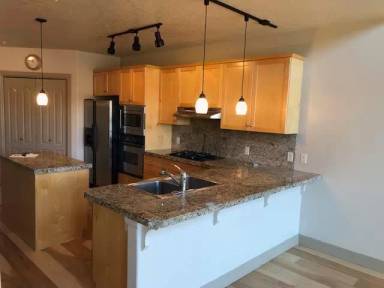 Main picture of 1207 W Fort St