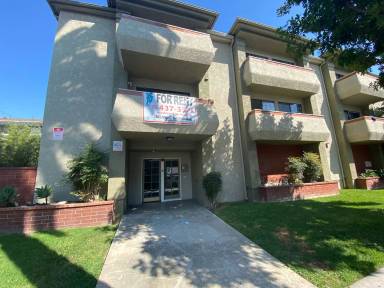 Main picture of 1429 E Florida St