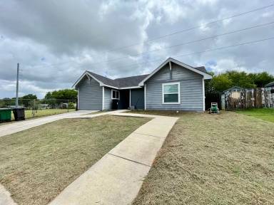 Main picture of 11206 Highcrest Dr