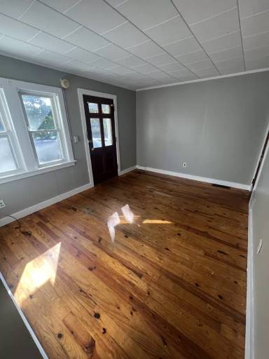 Main picture of 18 Park Ave