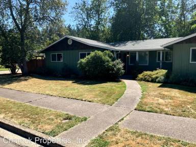 Main picture of 4265 Ferry St