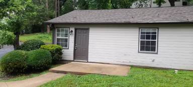 Main picture of 1205 W 50th St