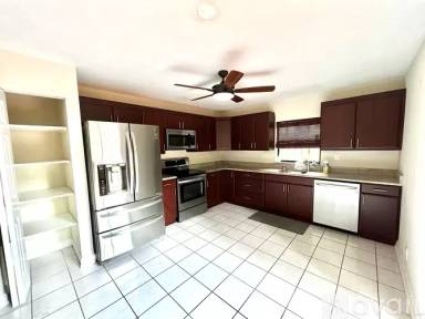 Main picture of 2145 NW 14th St