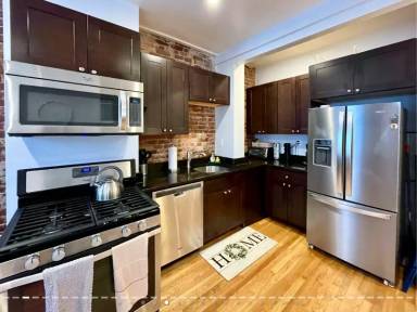 Main picture of 320 Western Ave