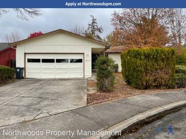 Main picture of 1443 Carolyn Cir