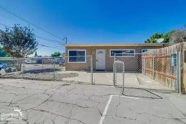 Main picture of 8152 Dodie St