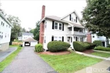 Main picture of 152 Trapelo Rd