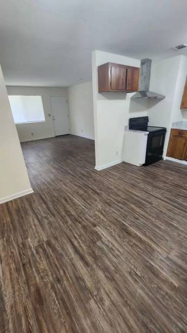 Main picture of 518 Aiken St