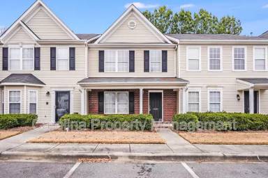 Main picture of 3260 Barons Court Rd