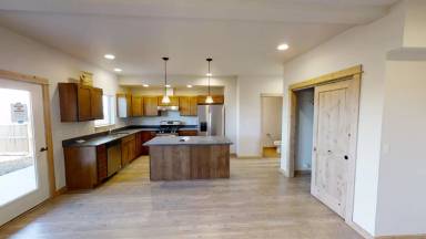 Main picture of 3202 Mistral Way